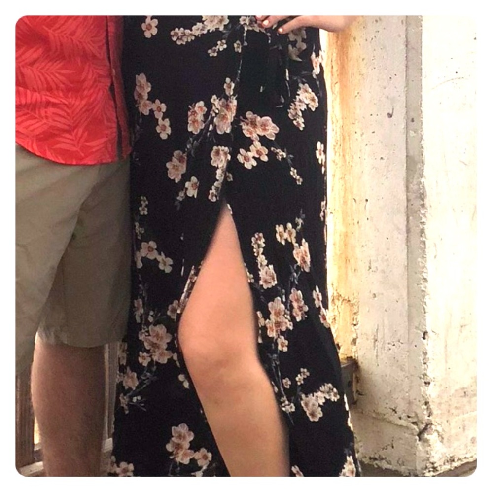 American Eagle Maxi Skirt w/ Slit